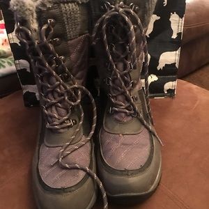 Dream Pairs Chrissy boots. EUC
